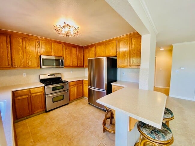 Building Photo - Elegant and Move-In Ready 4BD/3BA, Two-Sto...