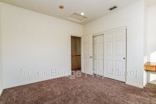 Building Photo - 3918 Ginko Way