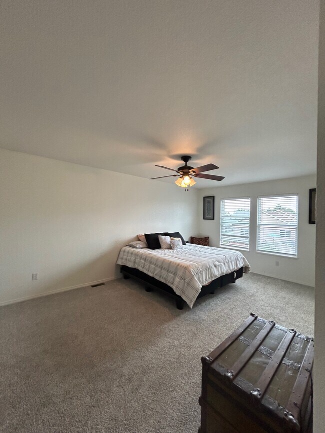 Building Photo - 7368 Prythania Park Dr