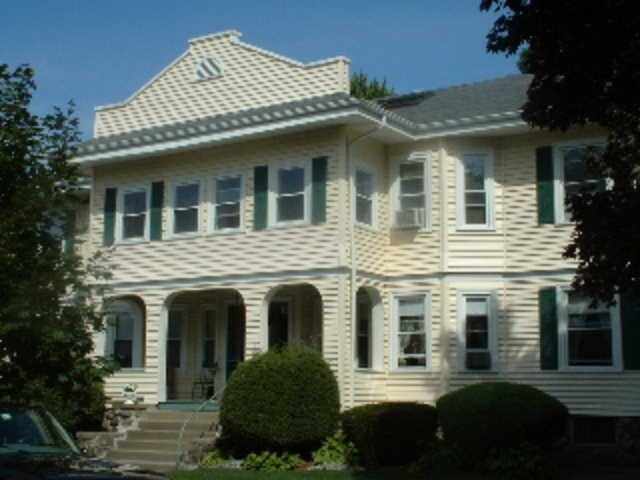 Building Photo - 14 Dexter St