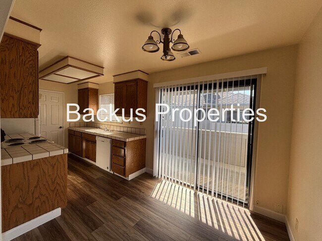Building Photo - Nice two bedroom condo in Westwood gated community