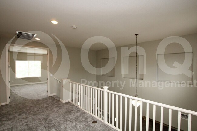Building Photo - 19134 E Lark Dr