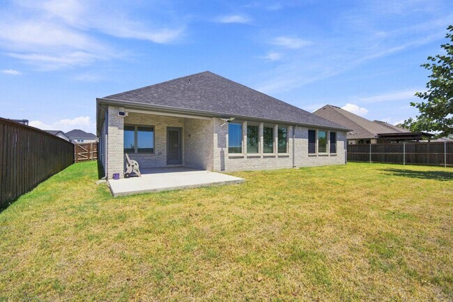 Building Photo - 247 Half Moon Dr