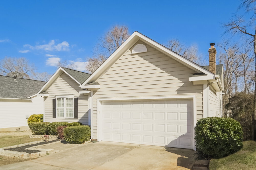 Building Photo - 11718 Long Forest Dr