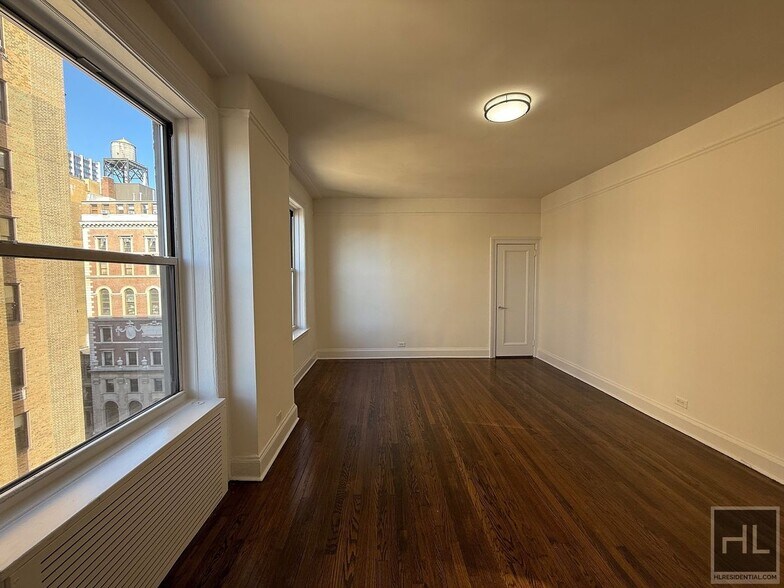 Building Photo - WEST 86 STREET