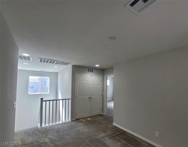 Building Photo - 10449 Forked Run St