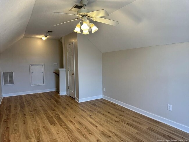 Building Photo - 1034 Canter Ln