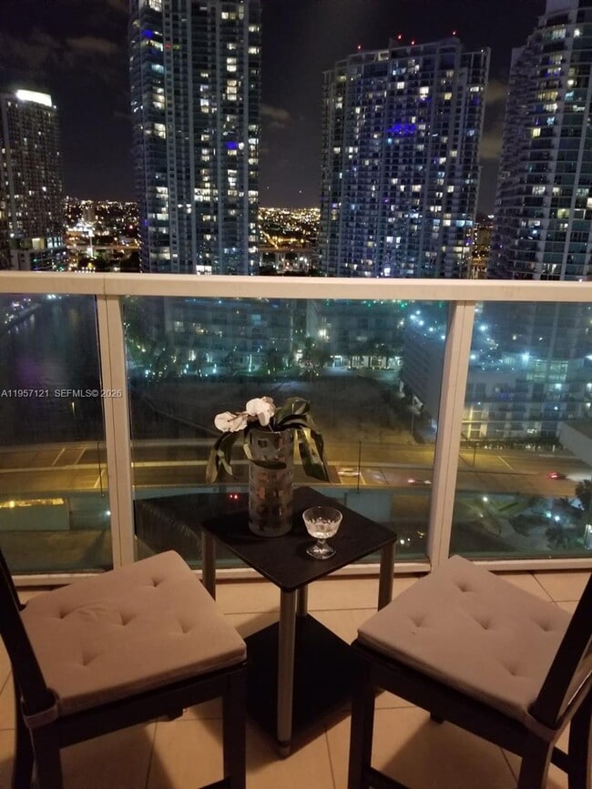 Building Photo - 31 SE 5th St