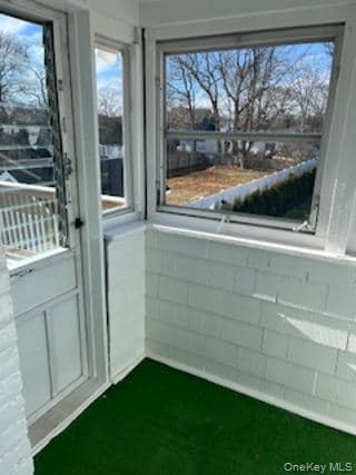 Building Photo - 86 Rollstone Ave