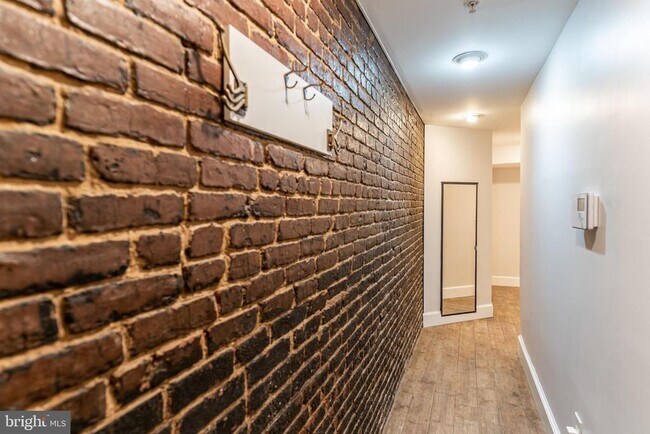 Building Photo - 2019 O St NW
