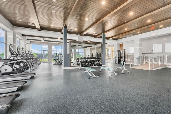 Building Photo - 5013 E Fountainwood Dr