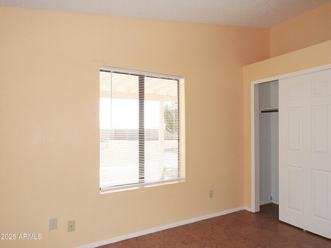 Building Photo - 4441 S Pueblo Ave
