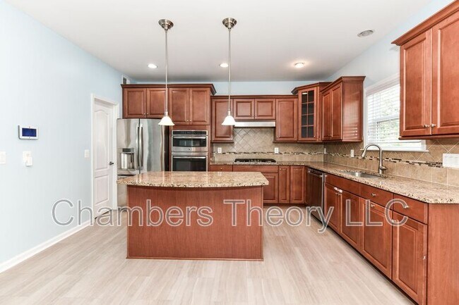 Building Photo - 21026 Potomac Trail Cir