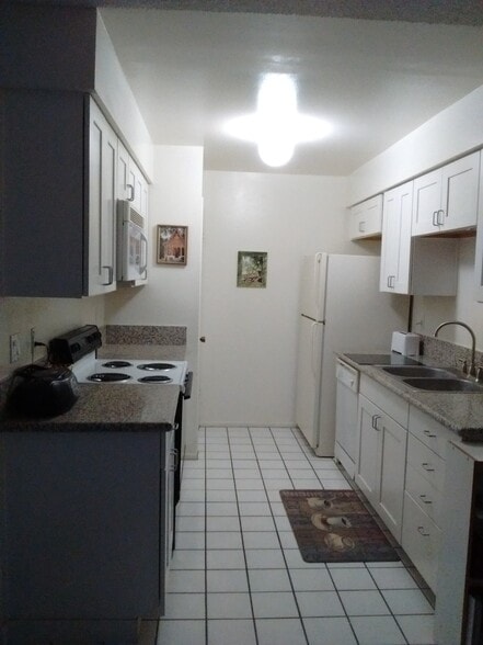 Building Photo - 29 Dearborn Pl