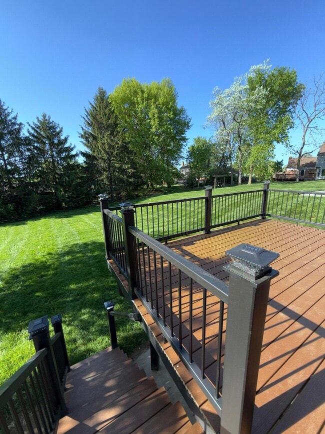 Building Photo - 917 Whirlaway Dr