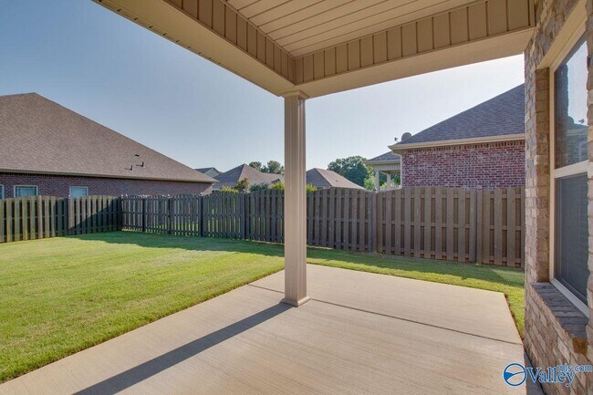 Building Photo - 2964 Magnolia Park Drive Southeast
