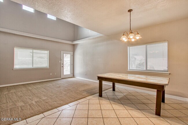Building Photo - 12760 Tierra Alexis Dr