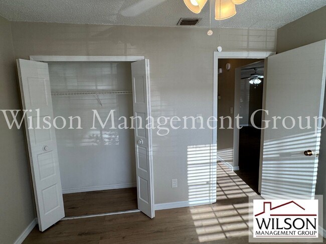 Building Photo - 1241 Heritage Ln