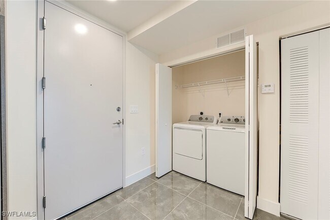 Building Photo - 26600 Rosewood Pointe Dr