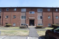 Building Photo - 22 Peddler Hill Rd