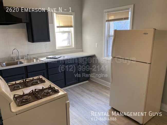 Building Photo - 2620 Emerson Ave N