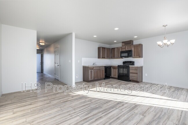 Building Photo - 312 Dawson Ln