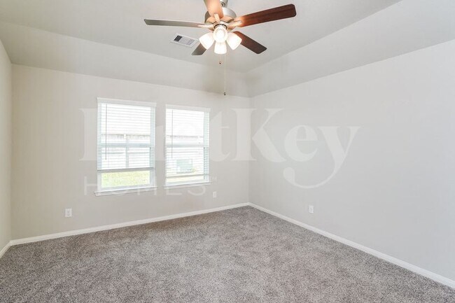 Building Photo - 1011 Barstow Dr