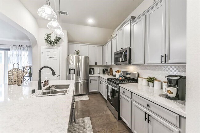 Building Photo - 24627 Bardona Way