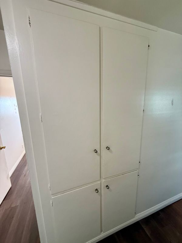 Building Photo - 1305 Garfield Ave