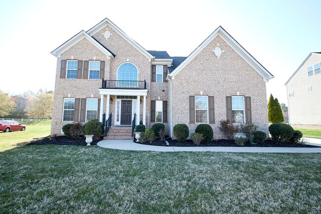 Primary Photo - 12300 Rotunda Ln, Chesterfield, VA 23836