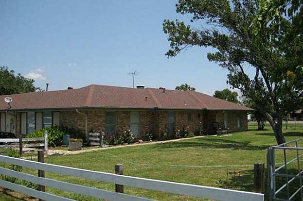 Building Photo - 16 Estates Rd