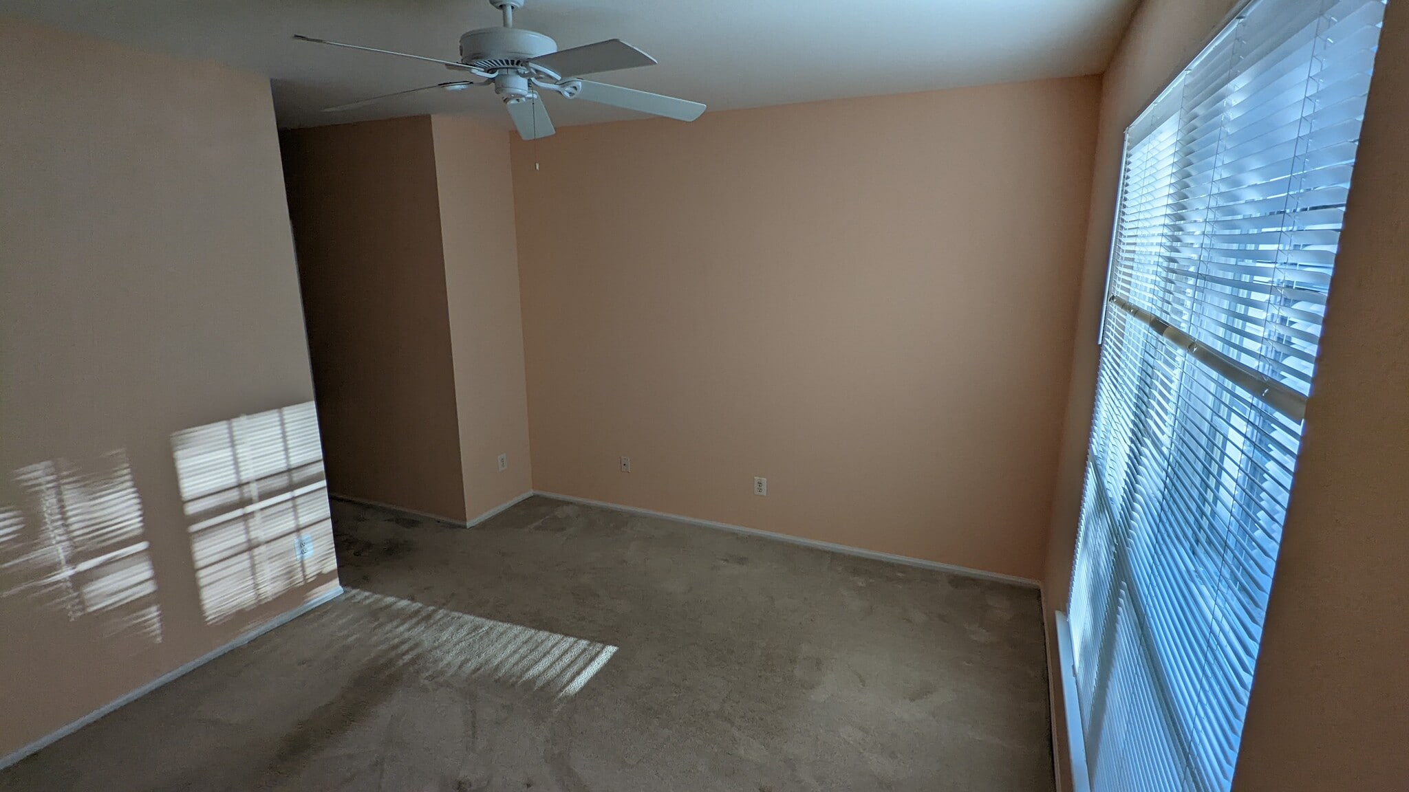 Building Photo - 1570 Spring Gate Dr