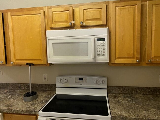 Building Photo - 18015 Villa Creek Dr