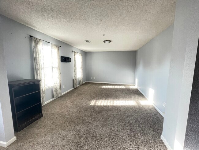 Bonus Room - 4004 Arnst Way