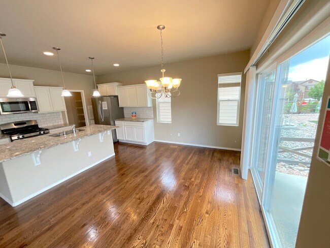 Building Photo - 4 Bedroom Home Available Near Marksheffel ...