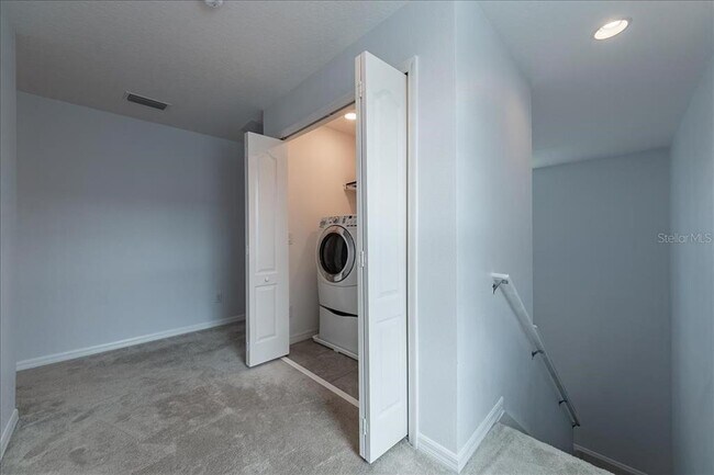 Building Photo - 369 Annabelle Way