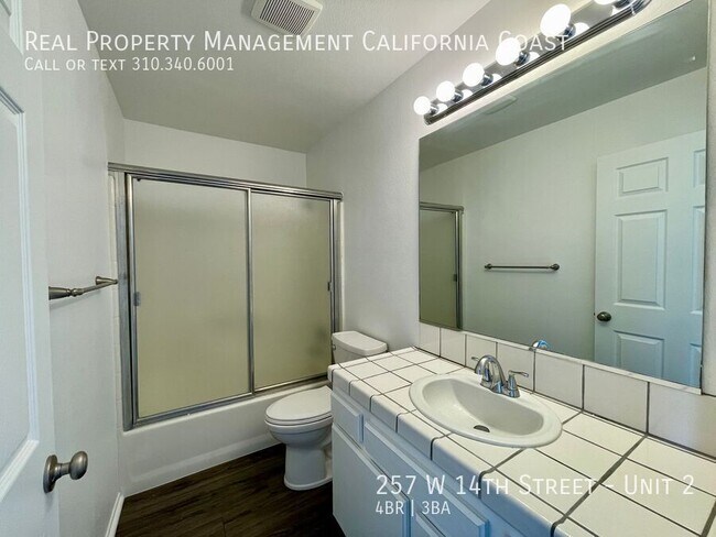 Building Photo - 257 W 14th St