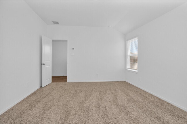 Building Photo - 3518 Grassland Dr