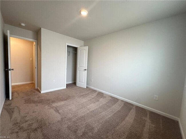 Building Photo - 1521 Auckland Ct