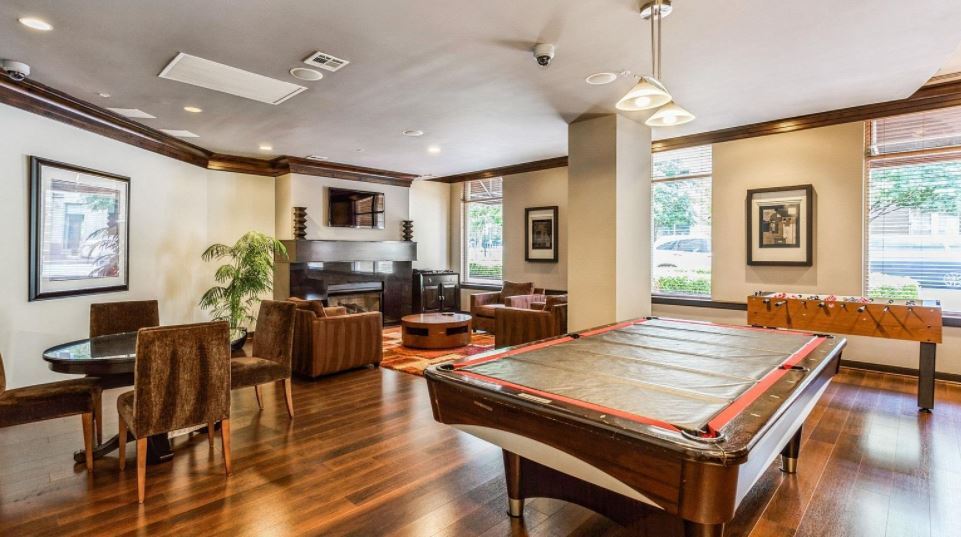 Community game room 2 - 12000 Market St