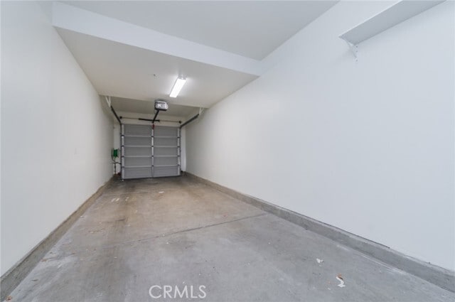 Building Photo - 15904 Fountain Ln