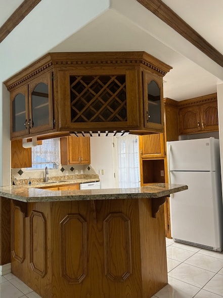 Building Photo - 1709 Bobcat Ln