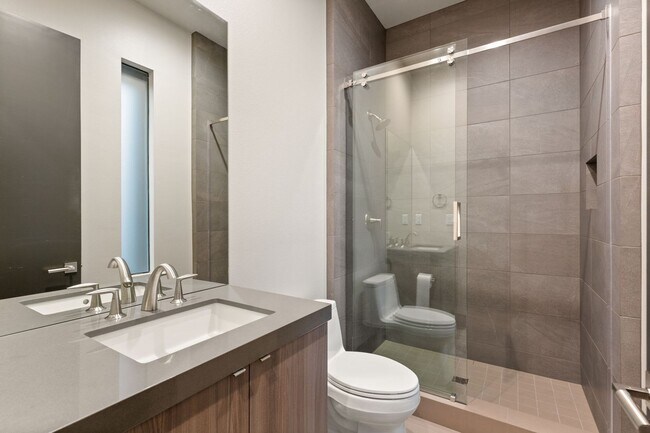Building Photo - 11142 San Terrazo Pl