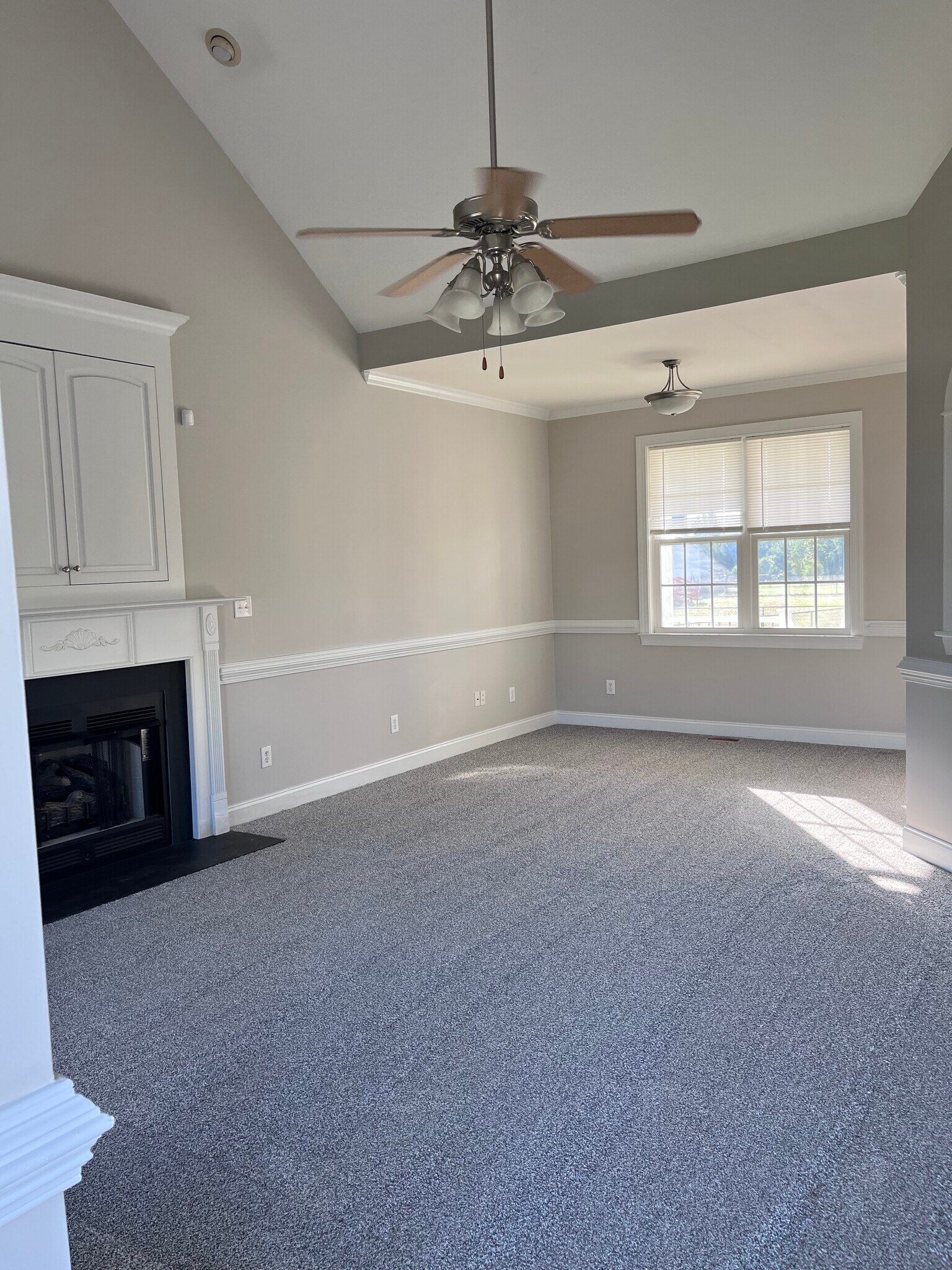 Building Photo - 204 Heron Dr