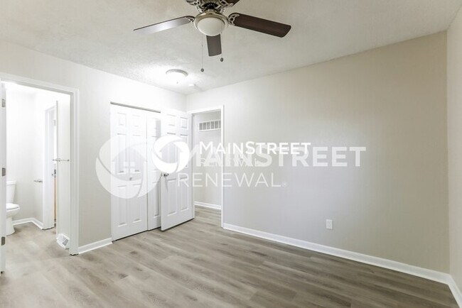 Building Photo - 3 Bedroom Pet-Friendly Home in Independenc...