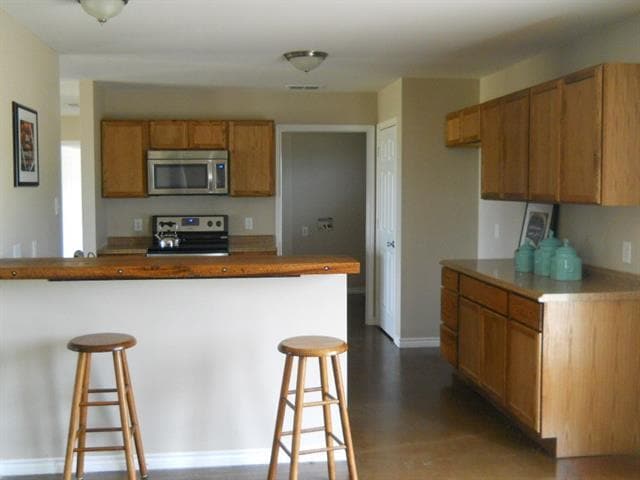 Building Photo - 1009 FM1750