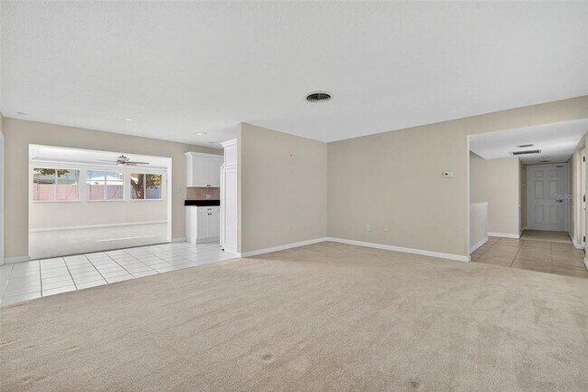 Building Photo - 4300 50th Pl S