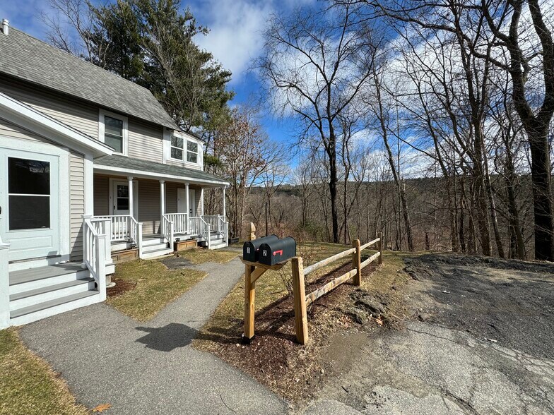 Building Photo - 40 Wilford St