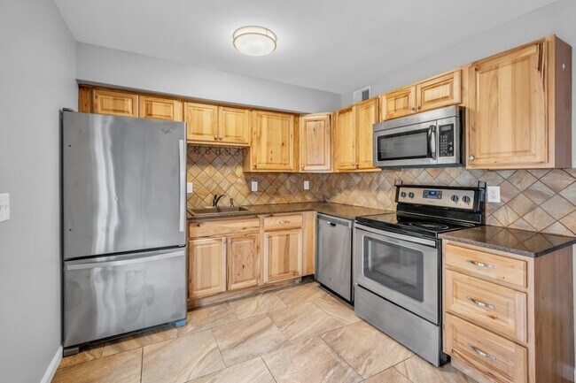 Building Photo - 214 Old Hickory Blvd