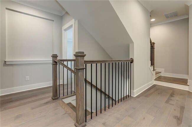 Building Photo - 1007 Fendley St